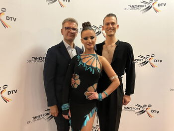 Lennart Dittman & Michelle Ucileli mit Sven Handschuh